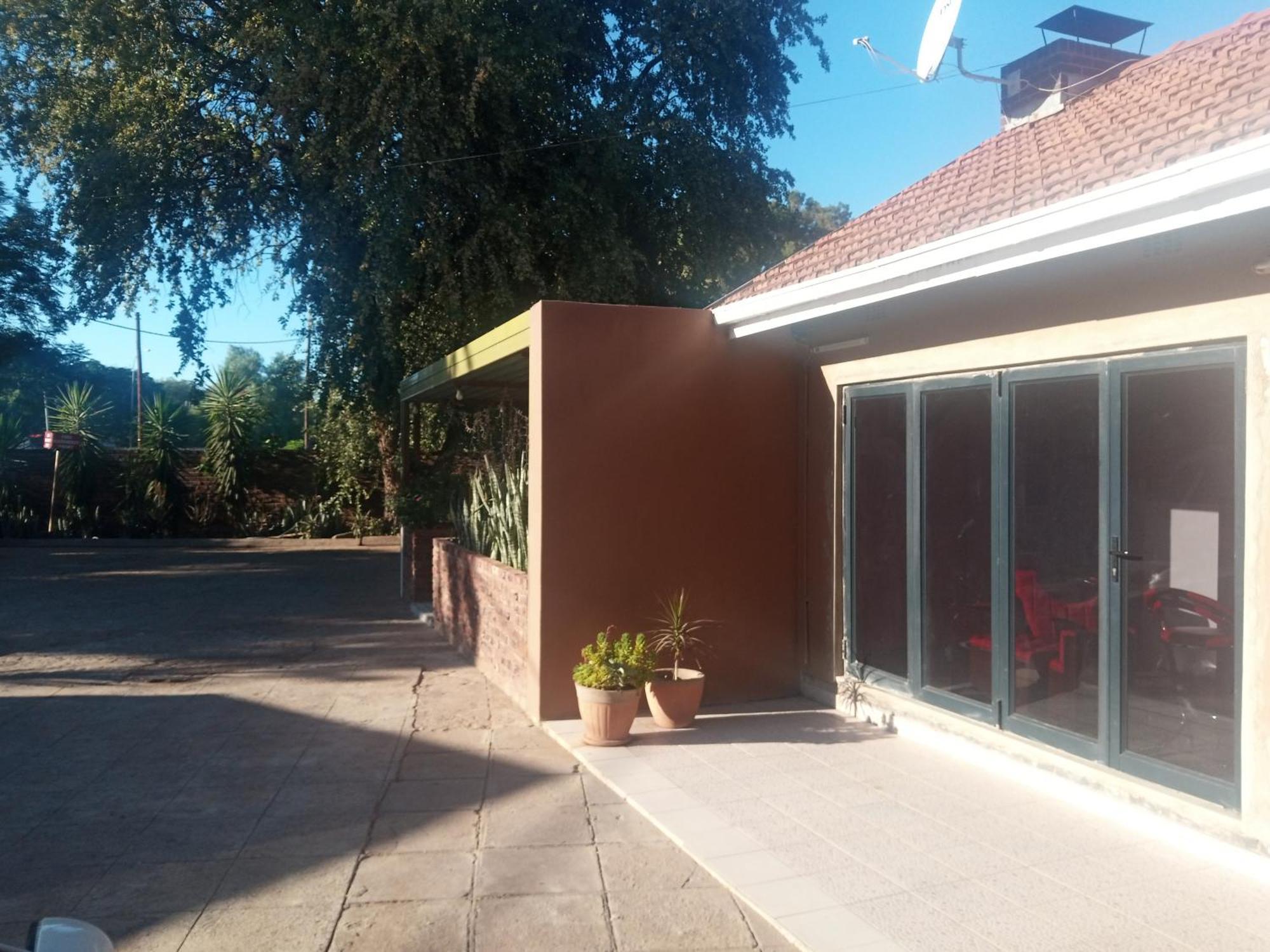 River-Ridge Guest House Gaborone Exterior foto